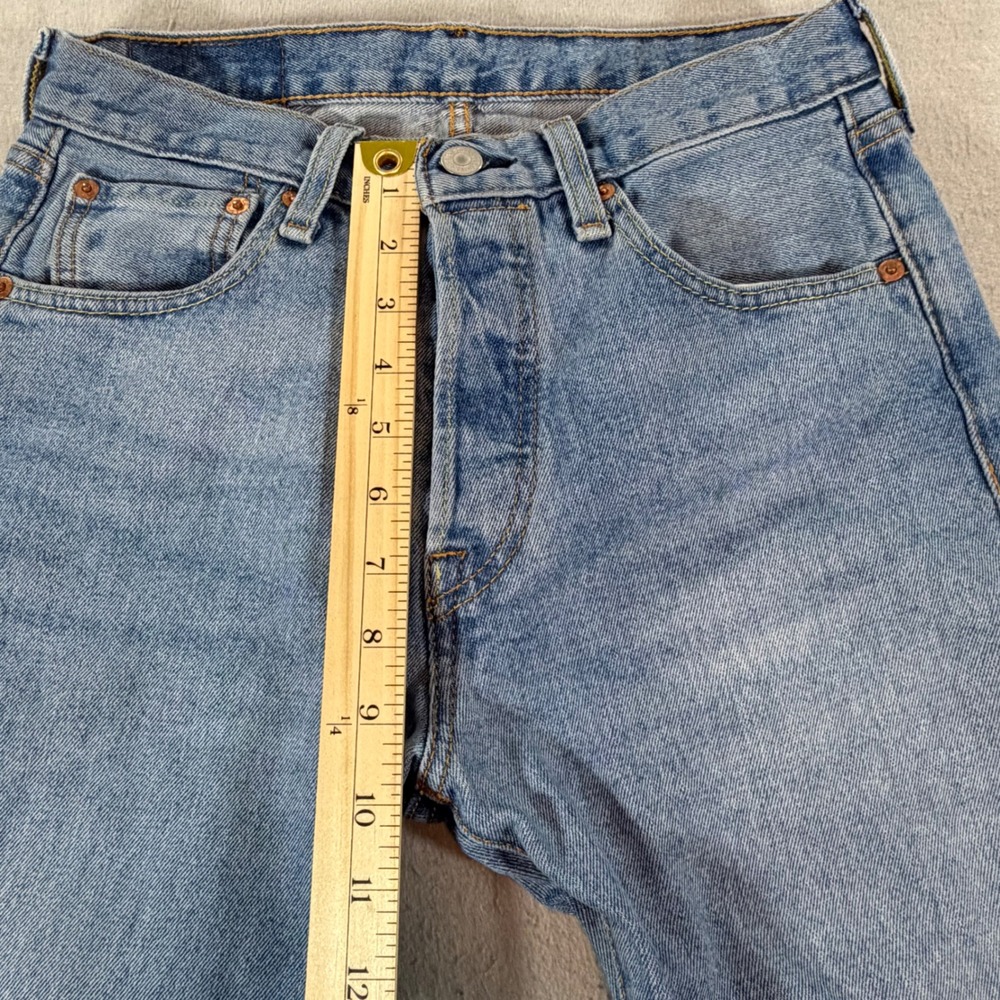Levi's 501 Original Fit Jeans Mens 28x30 Medium Wash Button Fly Straight - Picture 10 of 12